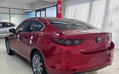 Mazda 3, 2022 год, 2 300 000 рублей, 4 фотография