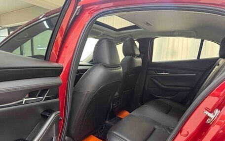 Mazda 3, 2022 год, 2 300 000 рублей, 12 фотография