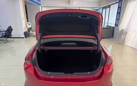 Mazda 3, 2022 год, 2 300 000 рублей, 14 фотография