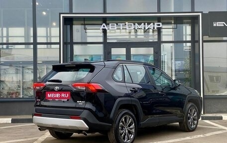 Toyota RAV4, 2025 год, 4 440 000 рублей, 8 фотография