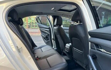 Mazda 3, 2022 год, 1 815 000 рублей, 8 фотография