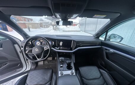 Volkswagen Touareg III, 2021 год, 6 500 000 рублей, 9 фотография