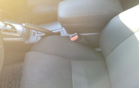 Toyota Avensis III рестайлинг, 2007 год, 800 000 рублей, 4 фотография