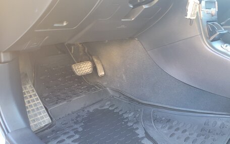 Toyota Avensis III рестайлинг, 2007 год, 800 000 рублей, 14 фотография