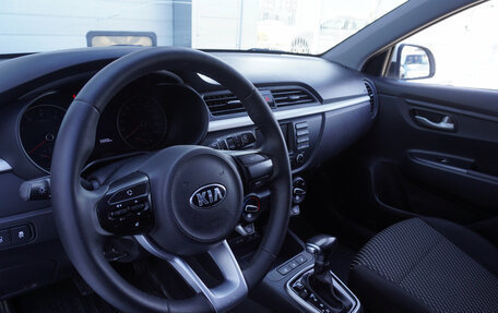 KIA Rio IV, 2019 год, 1 739 000 рублей, 10 фотография