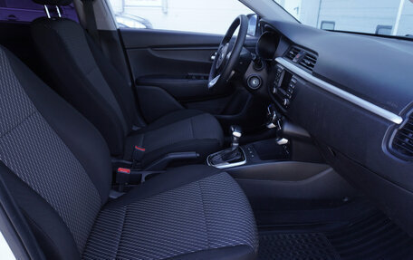 KIA Rio IV, 2019 год, 1 739 000 рублей, 19 фотография