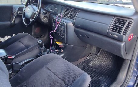 Opel Vectra B рестайлинг, 2001 год, 390 000 рублей, 23 фотография