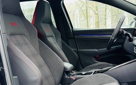 Volkswagen Golf GTI, 2023 год, 3 699 000 рублей, 8 фотография