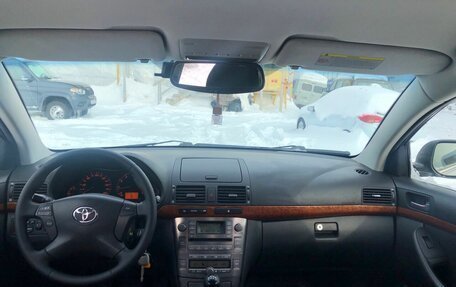 Toyota Avensis III рестайлинг, 2008 год, 977 000 рублей, 5 фотография