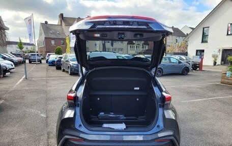 Toyota C-HR, 2026 год, 5 153 000 рублей, 4 фотография