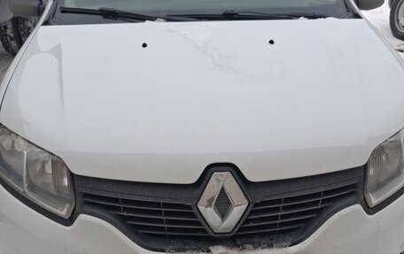 Renault Logan II, 2018 год, 600 000 рублей, 1 фотография