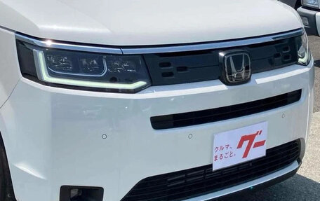 Honda Stepwgn, 2023 год, 2 600 000 рублей, 1 фотография