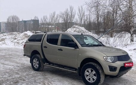 Mitsubishi L200 IV рестайлинг, 2011 год, 1 000 000 рублей, 1 фотография
