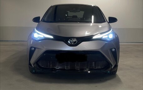 Toyota C-HR I рестайлинг, 2022 год, 4 330 000 рублей, 2 фотография