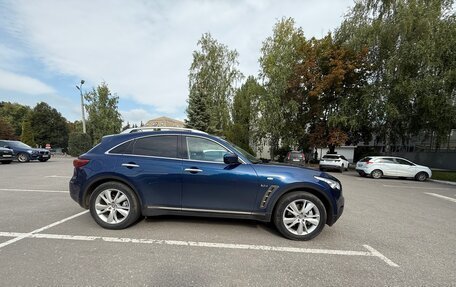 Infiniti QX70, 2016 год, 2 570 000 рублей, 2 фотография