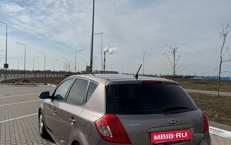 KIA cee'd I рестайлинг, 2010 год, 850 000 рублей, 4 фотография