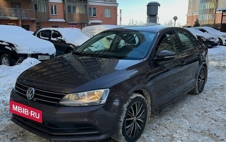 Volkswagen Jetta VI, 2016 год, 1 230 000 рублей, 2 фотография