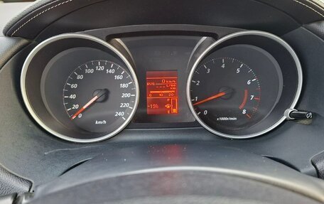 Mitsubishi Outlander III рестайлинг 3, 2010 год, 595 000 рублей, 10 фотография