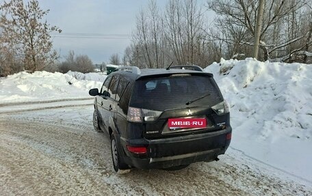 Mitsubishi Outlander III рестайлинг 3, 2010 год, 595 000 рублей, 7 фотография