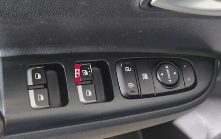 KIA Rio IV, 2018 год, 1 271 000 рублей, 15 фотография