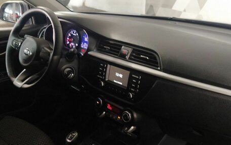 KIA Rio IV, 2018 год, 1 271 000 рублей, 26 фотография