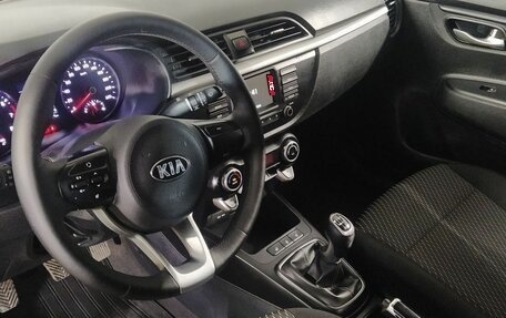 KIA Rio IV, 2018 год, 1 271 000 рублей, 24 фотография