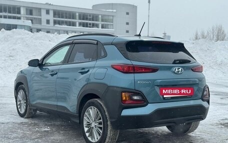Hyundai Kona I, 2018 год, 1 740 000 рублей, 4 фотография