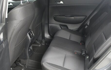 KIA Sportage IV рестайлинг, 2019 год, 2 150 000 рублей, 10 фотография