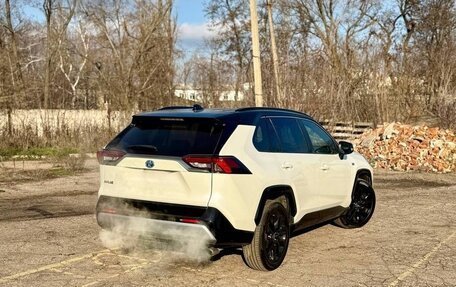 Toyota RAV4, 2020 год, 3 500 000 рублей, 7 фотография