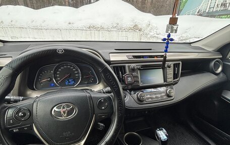 Toyota RAV4, 2014 год, 1 650 000 рублей, 8 фотография