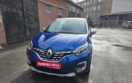 Renault Kaptur I рестайлинг, 2021 год, 1 675 000 рублей, 2 фотография