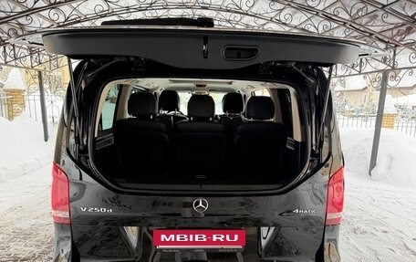Mercedes-Benz V-Класс, 2017 год, 6 149 990 рублей, 17 фотография