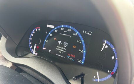 Toyota Yaris Cross, 2020 год, 2 150 000 рублей, 10 фотография