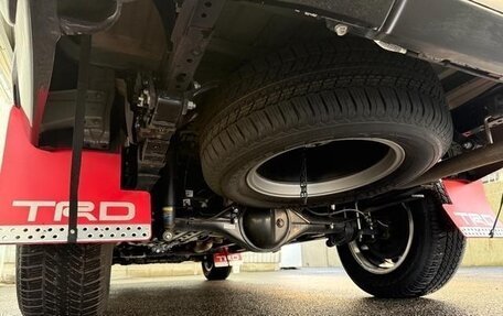 Toyota Hilux VIII, 2023 год, 4 700 000 рублей, 12 фотография