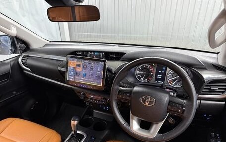 Toyota Hilux VIII, 2023 год, 4 600 000 рублей, 17 фотография