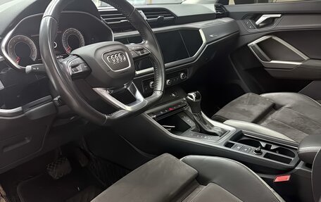 Audi Q3, 2022 год, 2 450 000 рублей, 6 фотография