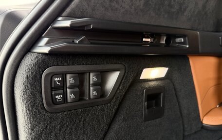 BMW X7, 2021 год, 10 550 000 рублей, 26 фотография