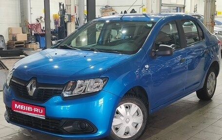 Renault Logan II, 2016 год, 850 000 рублей, 1 фотография