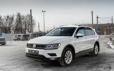 Volkswagen Tiguan II, 2020 год, 2 690 000 рублей, 2 фотография