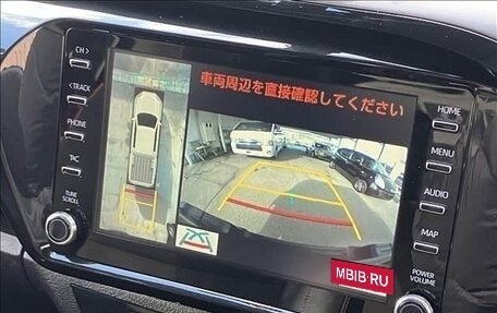 Toyota Hilux VIII, 2023 год, 4 700 000 рублей, 10 фотография