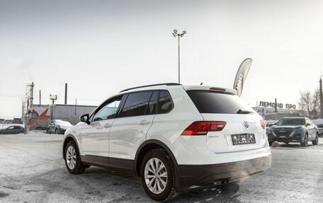 Volkswagen Tiguan II, 2020 год, 2 690 000 рублей, 8 фотография