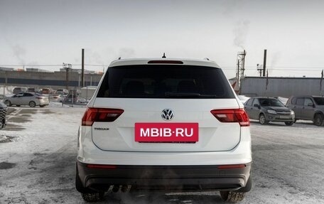 Volkswagen Tiguan II, 2020 год, 2 690 000 рублей, 7 фотография