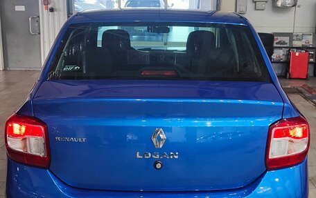 Renault Logan II, 2016 год, 850 000 рублей, 13 фотография