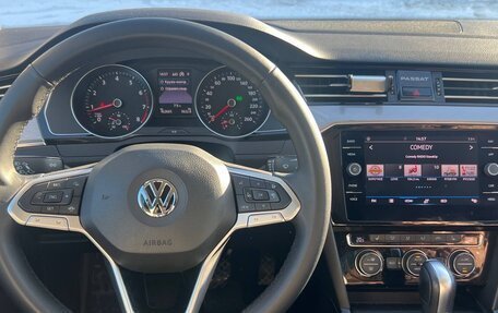 Volkswagen Passat B8 рестайлинг, 2020 год, 2 050 000 рублей, 19 фотография