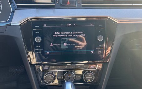 Volkswagen Passat B8 рестайлинг, 2020 год, 2 050 000 рублей, 22 фотография