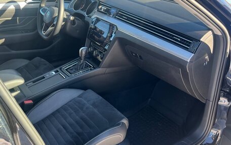 Volkswagen Passat B8 рестайлинг, 2020 год, 2 050 000 рублей, 26 фотография