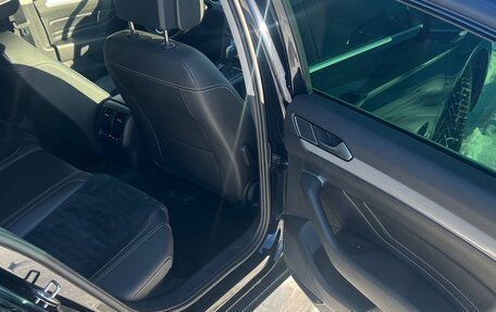 Volkswagen Passat B8 рестайлинг, 2020 год, 2 050 000 рублей, 28 фотография