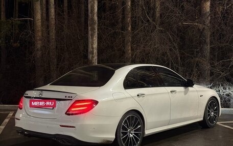 Mercedes-Benz E-Класс AMG, 2017 год, 4 490 000 рублей, 3 фотография