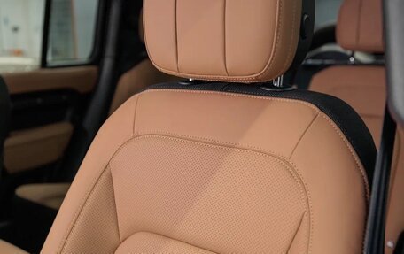 Land Rover Defender II, 2026 год, 17 490 000 рублей, 21 фотография