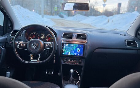 Volkswagen Polo VI (EU Market), 2018 год, 970 000 рублей, 6 фотография